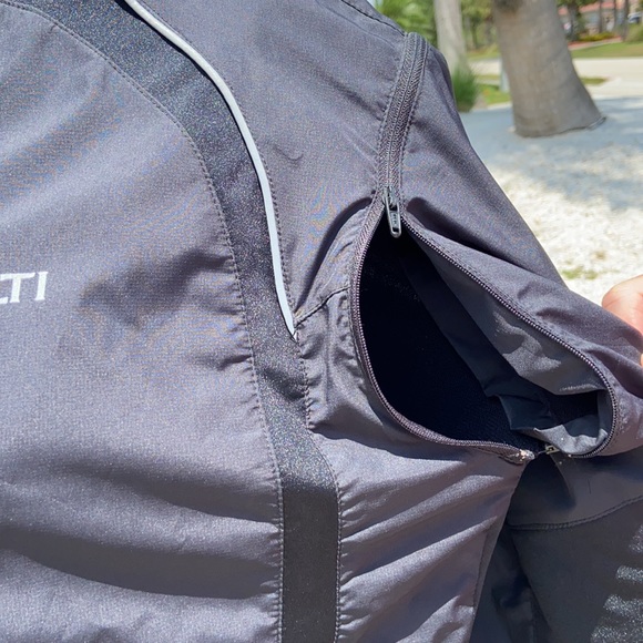 Halti Nordick Jacket. Active Dry. Size S - Picture 3 of 5